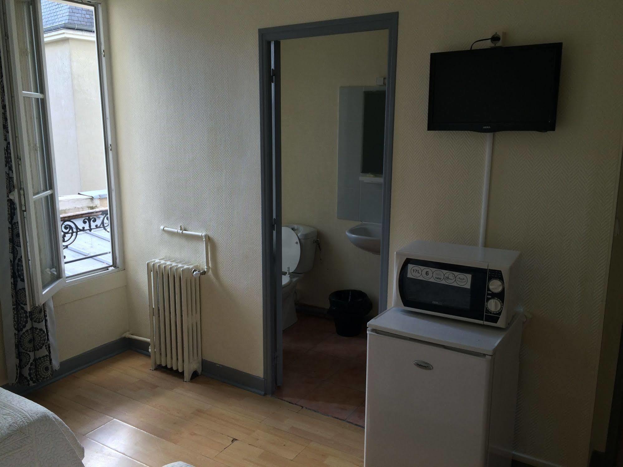 Hotel Au Royal Mad Parigi Esterno foto